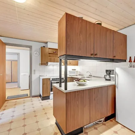 Evina - 17km To The Inlet By Interhome *